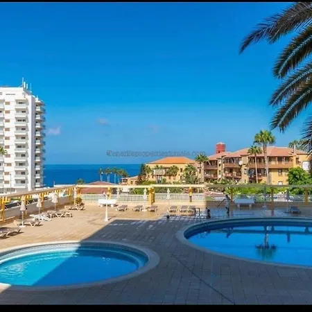 Las Americas